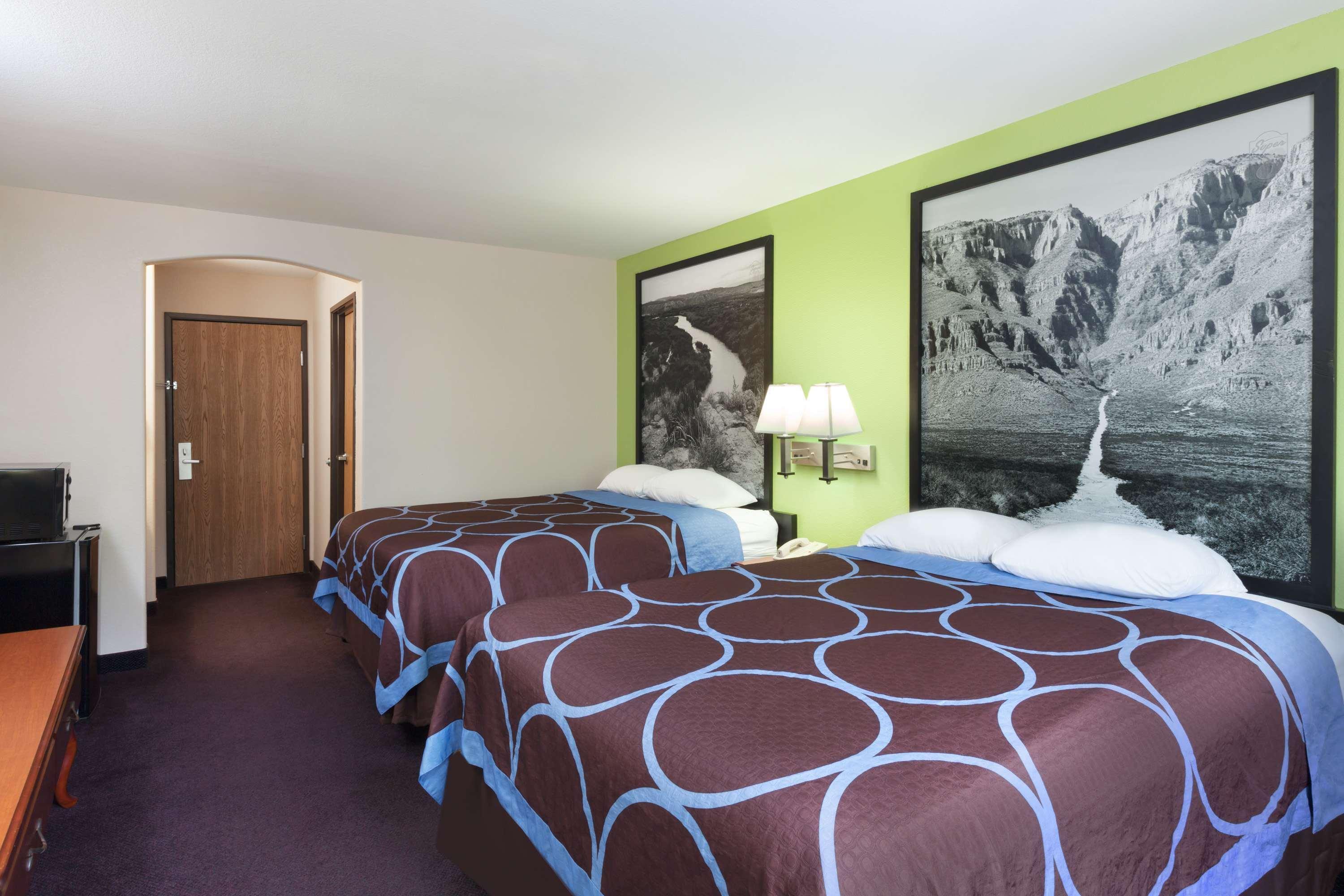 Super 8 By Wyndham Huntsville Luaran gambar