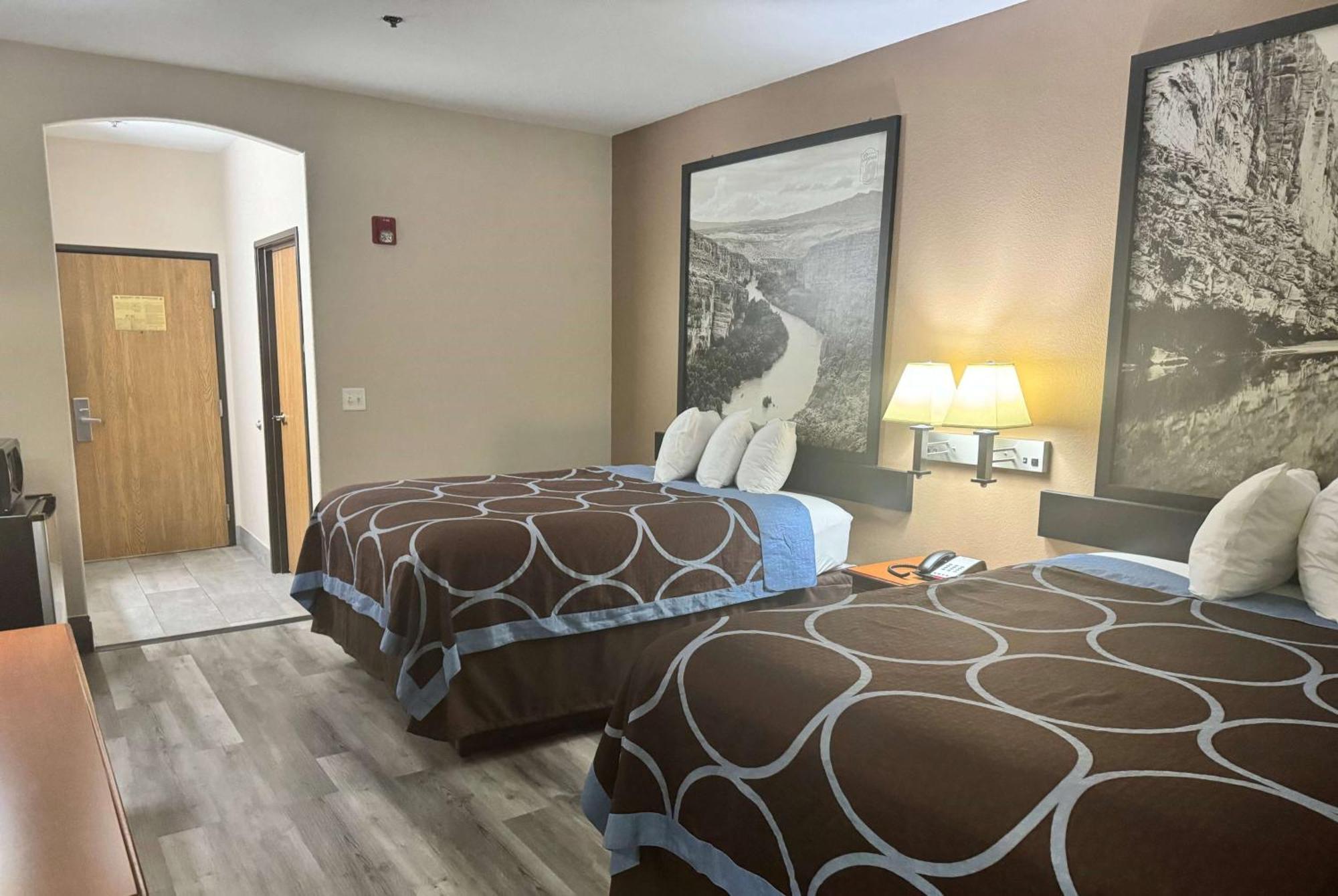 Super 8 By Wyndham Huntsville Luaran gambar